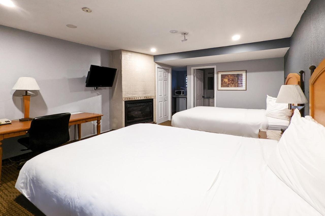 First Canada Hotel Cornwall Hwy 401 On المظهر الخارجي الصورة