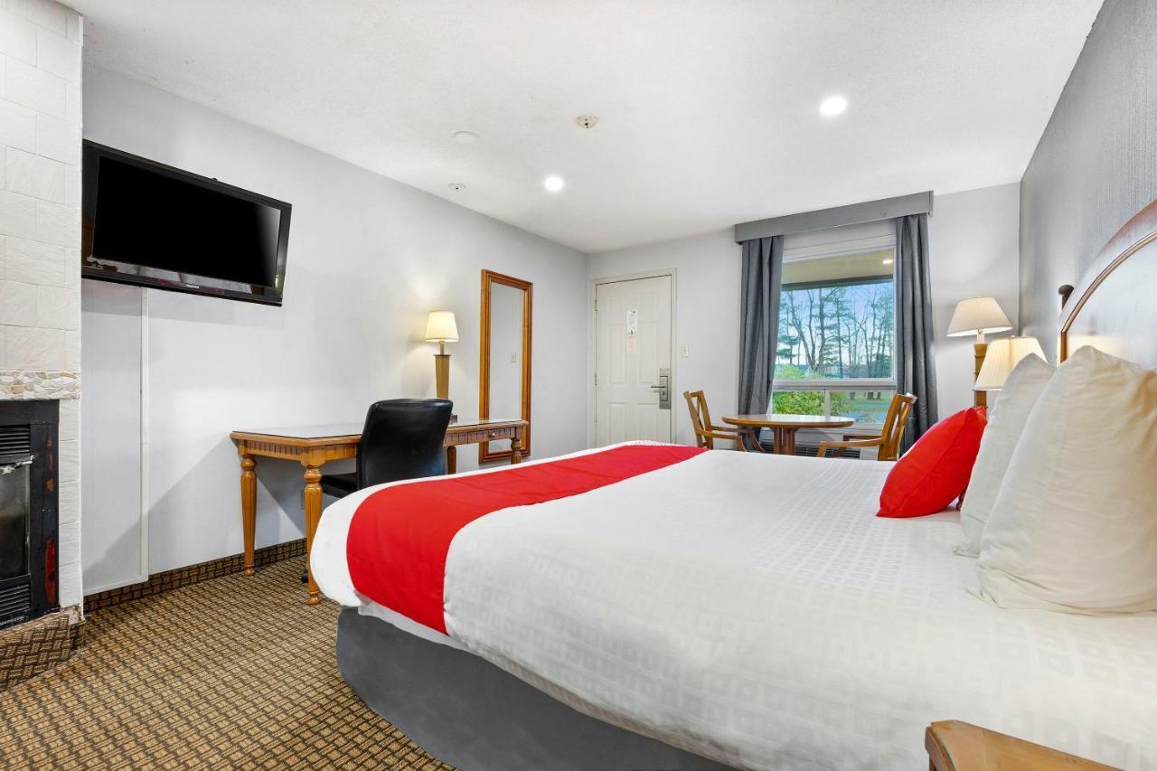First Canada Hotel Cornwall Hwy 401 On المظهر الخارجي الصورة
